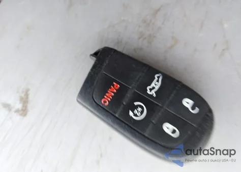 2015 Chrysler 200 S z USA, uszkodzony, nr VIN 1C3CCCBGXFN682787